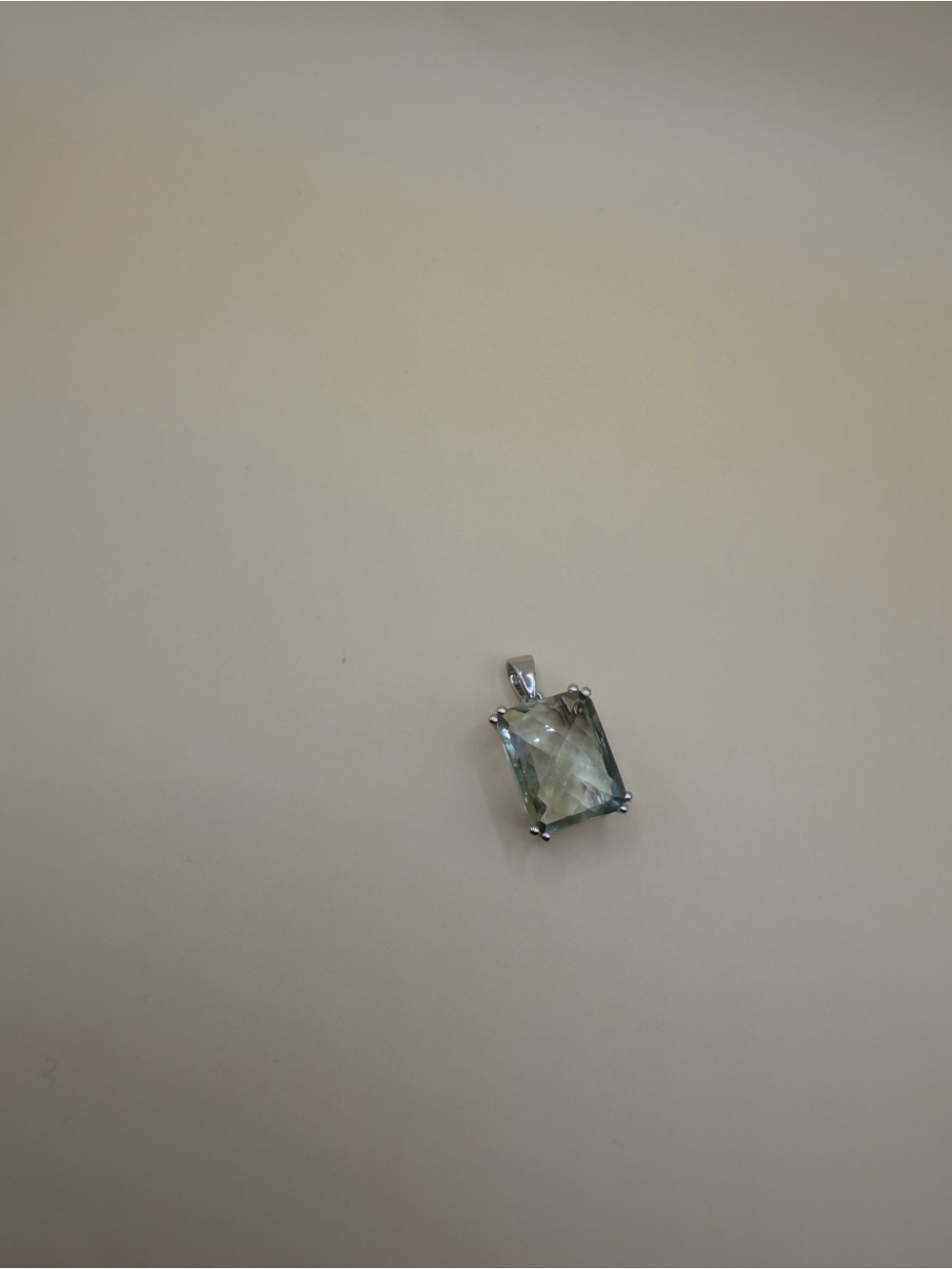925 Sterling Silver 10 Ct Prasiolite Pendant.